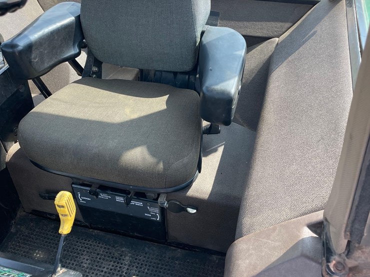 john-deere-4755-image-50
