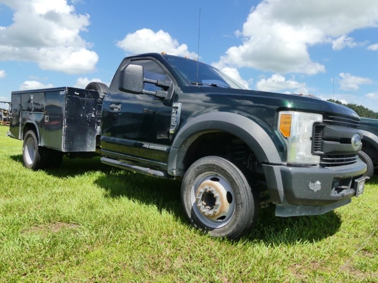 2017-ford-f450-xl-image-2