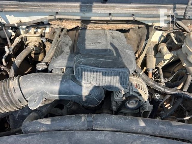 2011-chevrolet-silverado-2500hd-lt-image-16