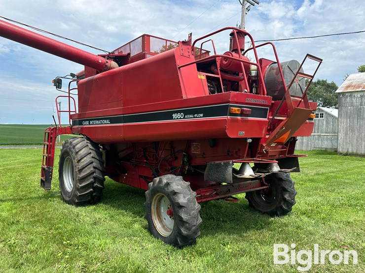 1989-case-ih-1660-image-7