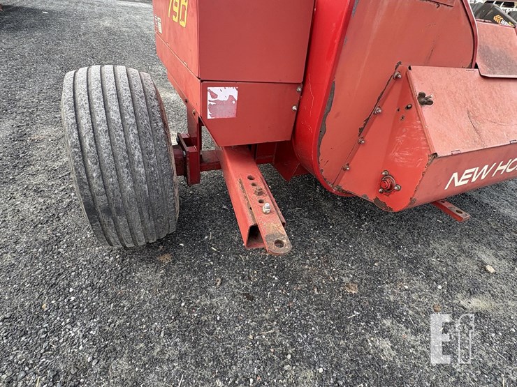 new-holland-790-image-8