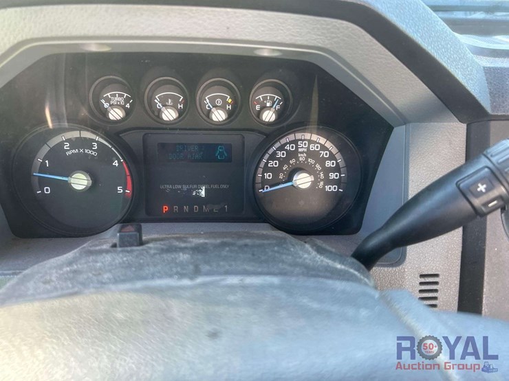 2016-ford-f550-image-12