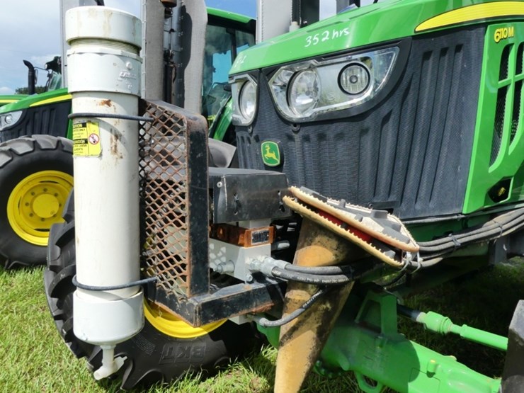 2024-john-deere-6110m-image-18