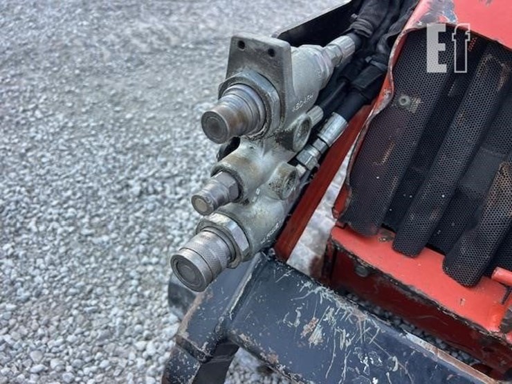 2020-ditch-witch-sk800-image-10