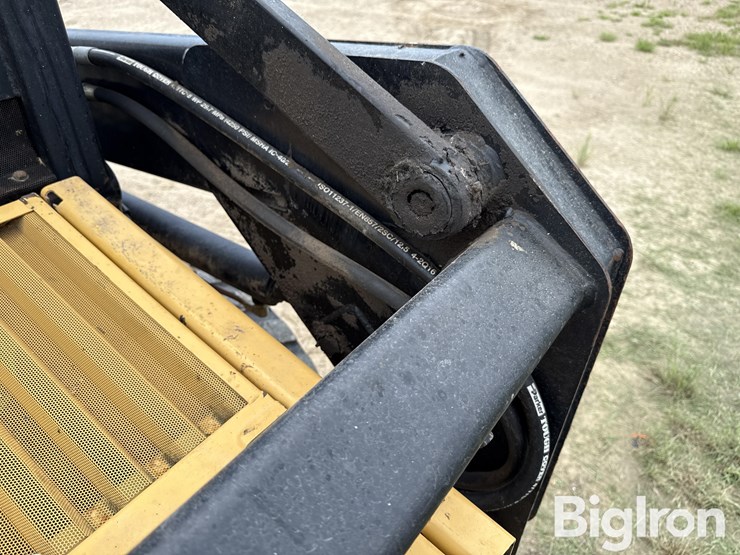 1998-new-holland-lx465-image-17