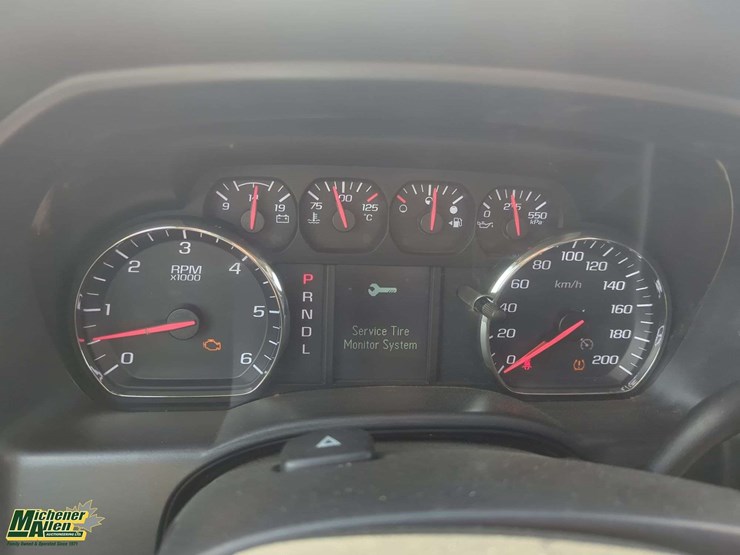 2017-chevrolet-silverado-1500-image-9
