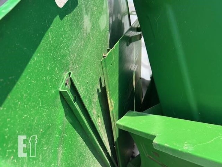 2009-john-deere-9670-sts-image-90