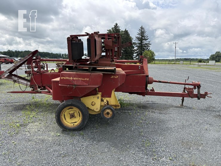 new-holland-310-image-4