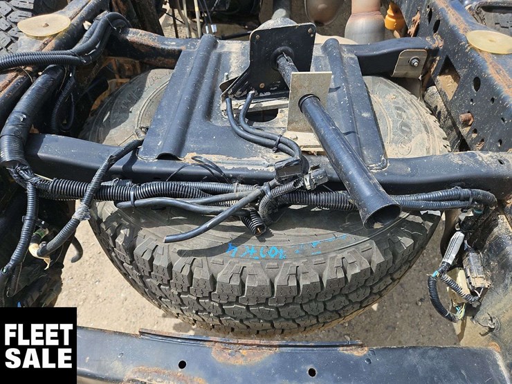 2020-ford-f350-image-36