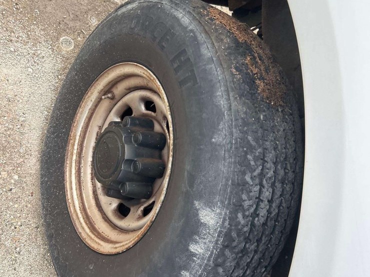2004-ford-f250-image-19