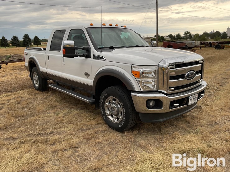 2012-ford-f250-lariat-image-3