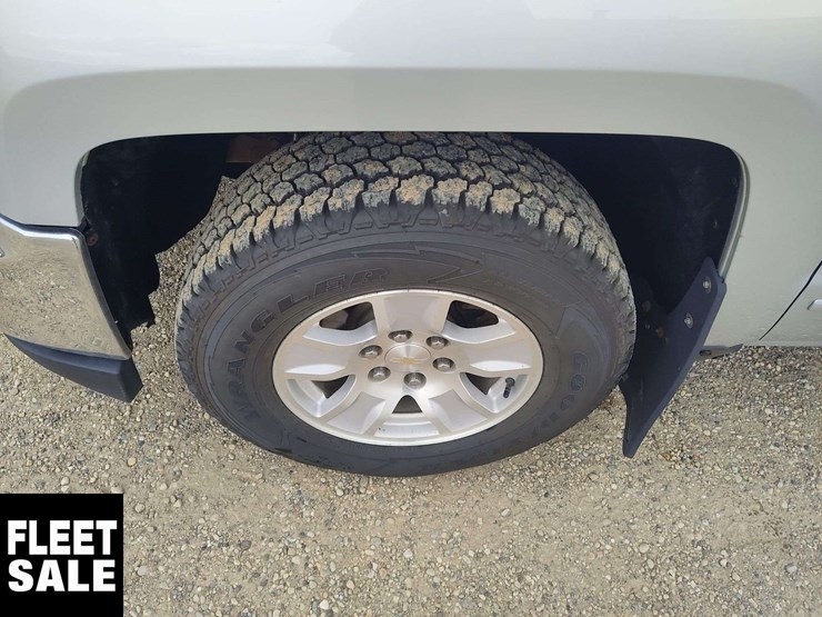 2018-chevrolet-silverado-1500-image-25