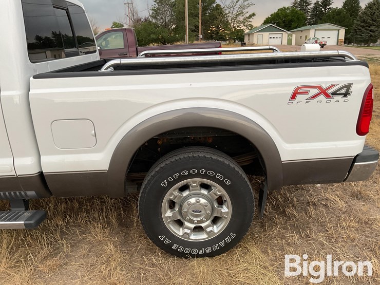 2012-ford-f250-lariat-image-15