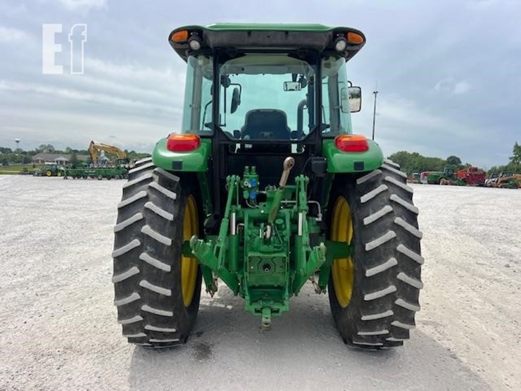 john-deere-6105d-image-5