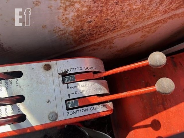 allis-chalmers-200-image-43