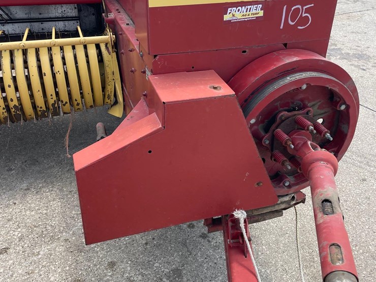 new-holland-311-image-10