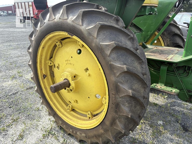1965-john-deere-2010-image-25