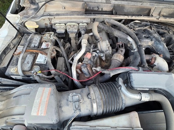 2010-ford-f550-image-47