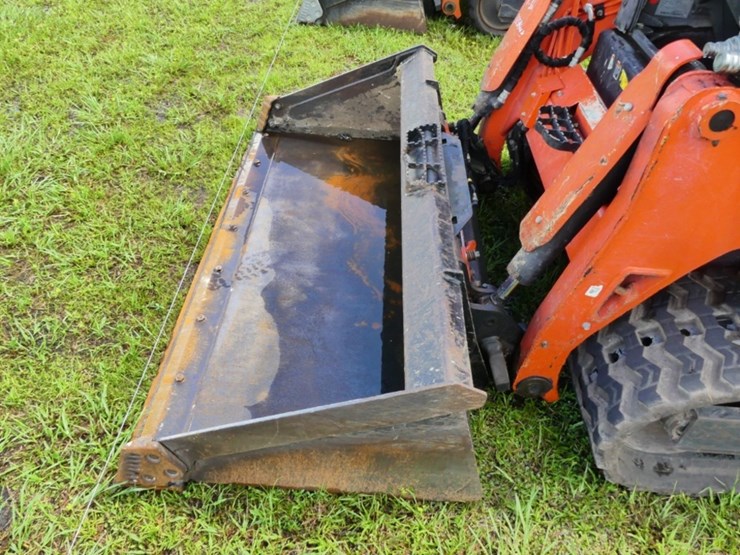 kubota-svl75-2-image-10