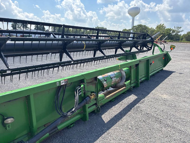 2009-john-deere-635f-image-16
