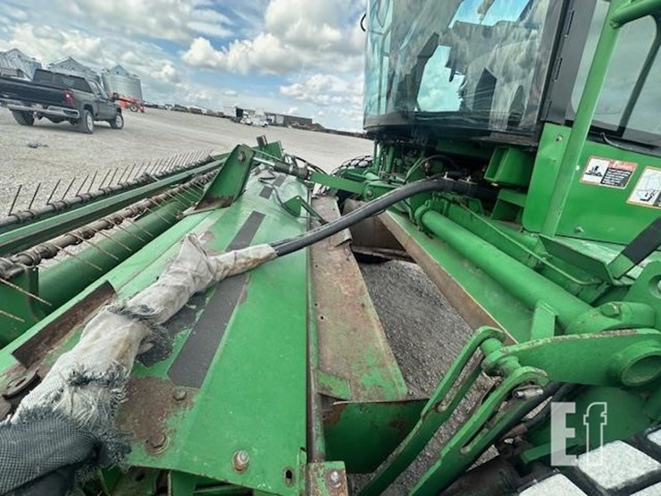 1997-john-deere-4890-image-16