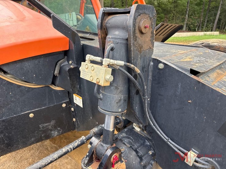 2018-jlg-1255-image-16