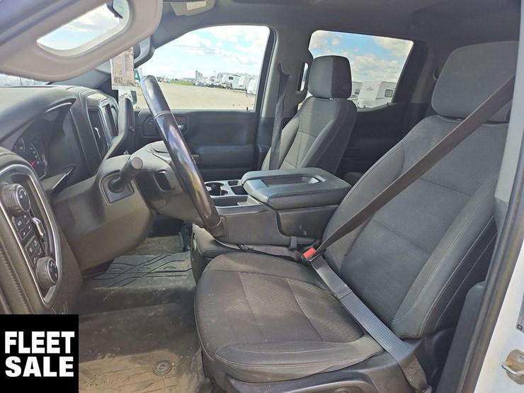2019-chevrolet-silverado-1500-image-14