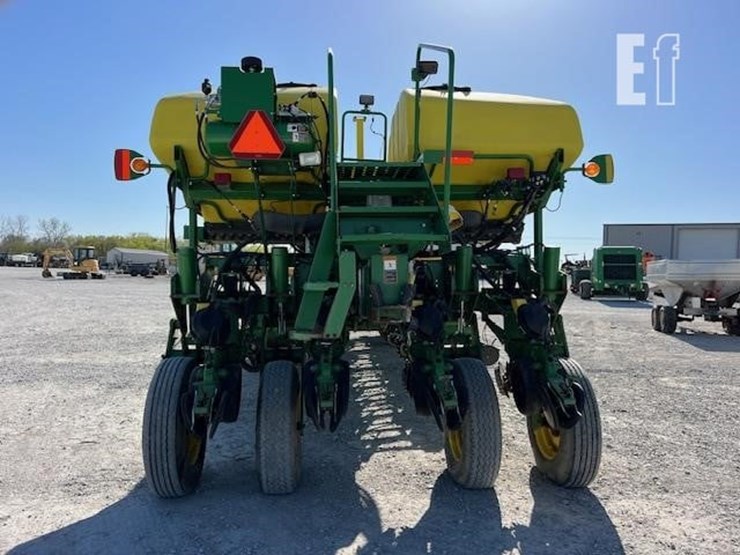 2009-john-deere-1770nt-image-6