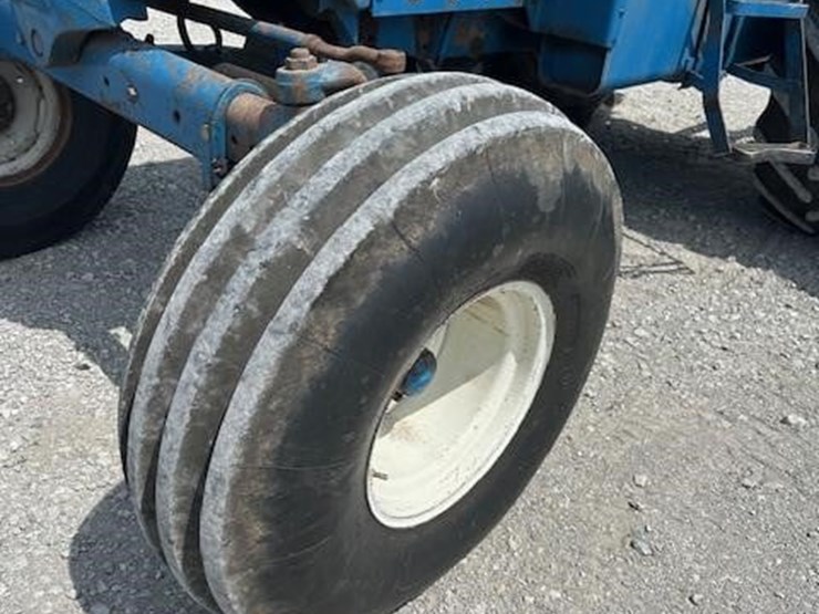 ford-8700-image-11