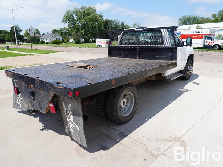 2011-gmc-sierra-3500-image-5