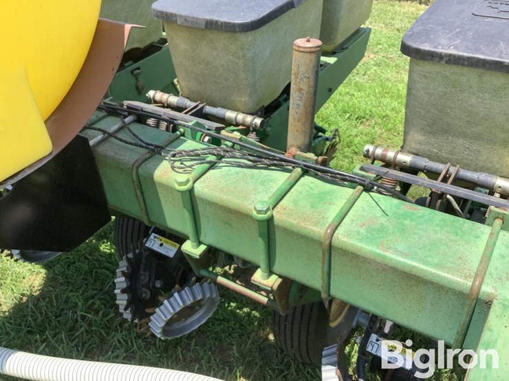 john-deere-7000-image-19
