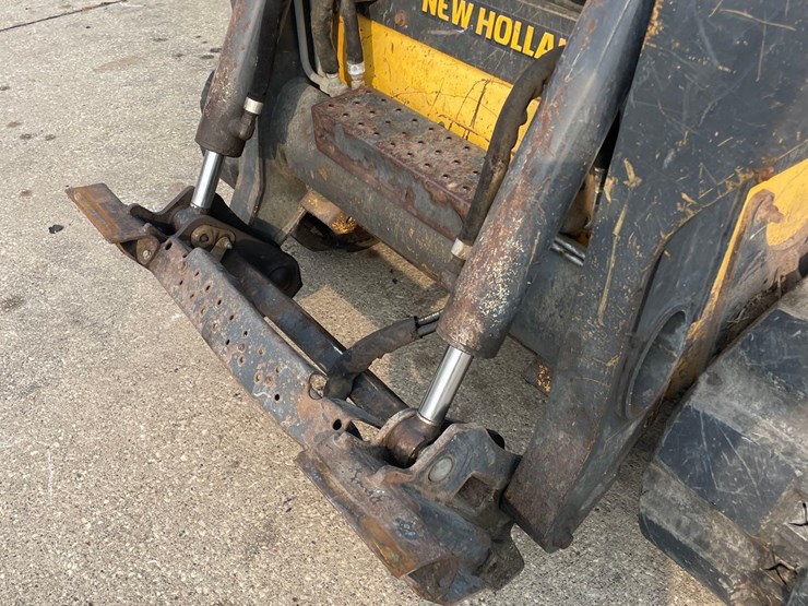 new-holland-c238-image-26