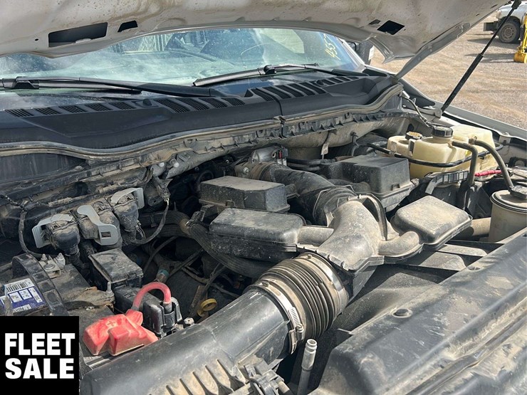 2021-ford-f350-image-19