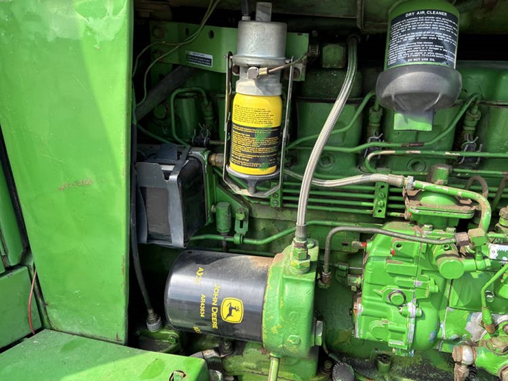 1987-john-deere-4630-image-34