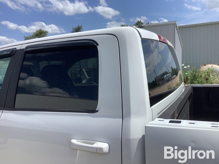 2021-ram-3500-big-horn-image-19
