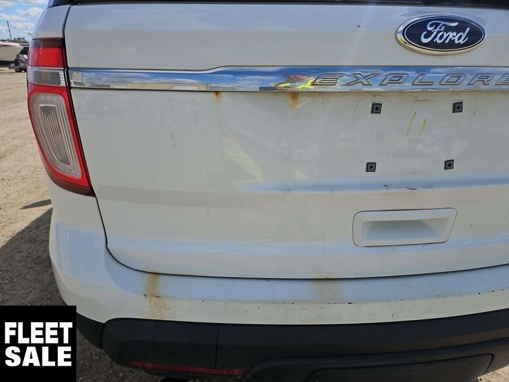 2013-ford-explorer-image-31