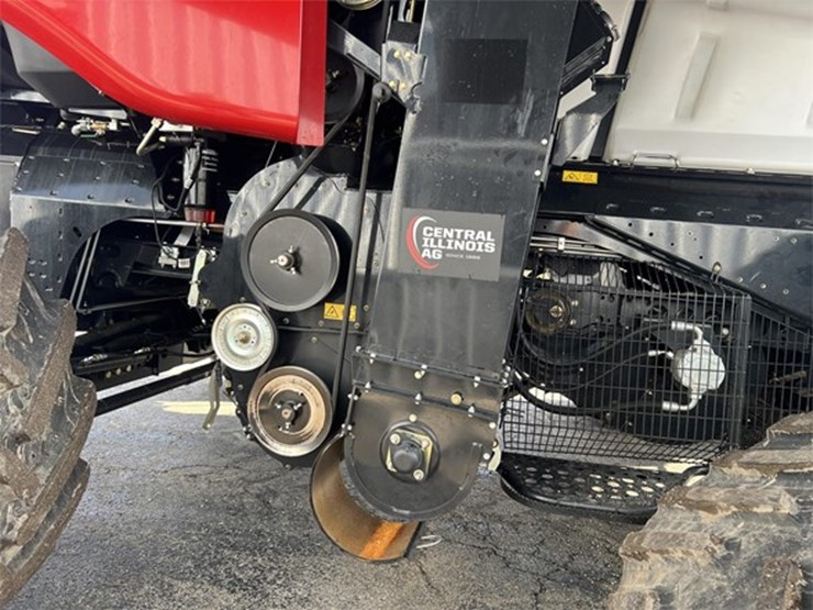 2022-case-ih-8250-image-32