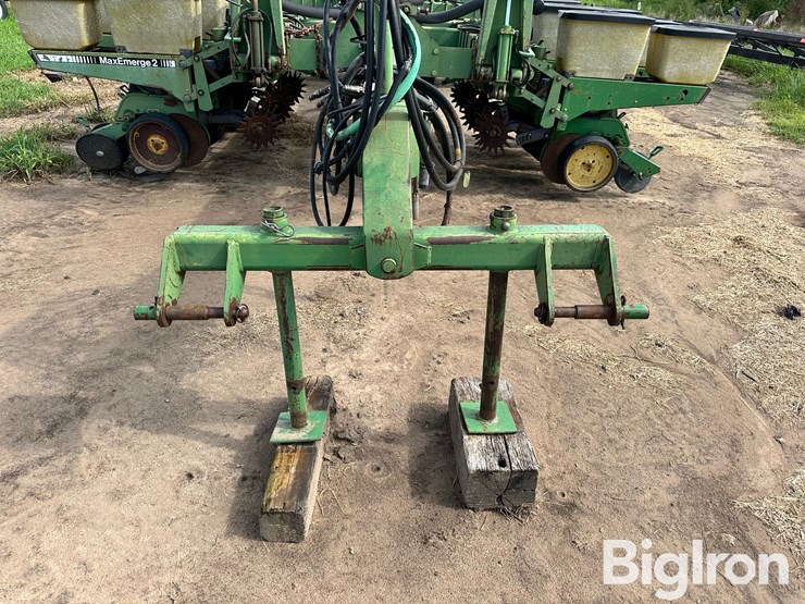 john-deere-7200-image-9