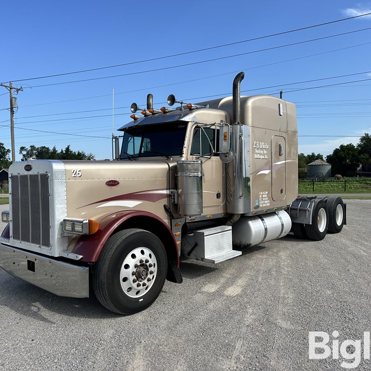 2005 PETERBILT 379