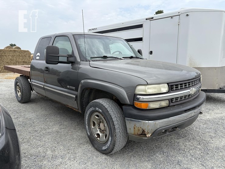1999-chevrolet-silverado-2500-image-4