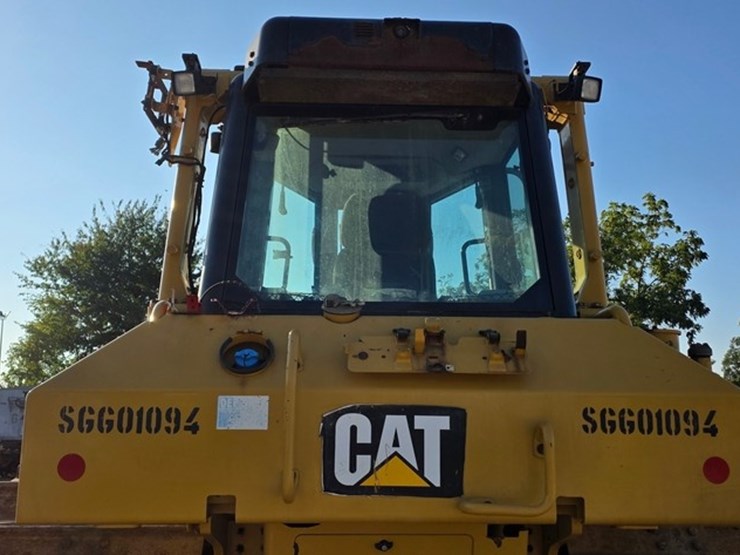 2019-caterpillar-d6n-lgp-image-28