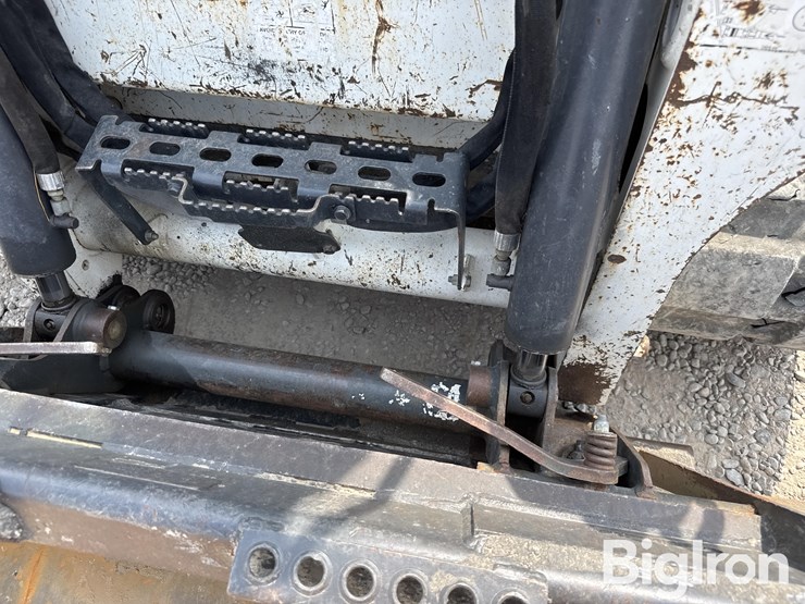 2018-bobcat-t595-image-16