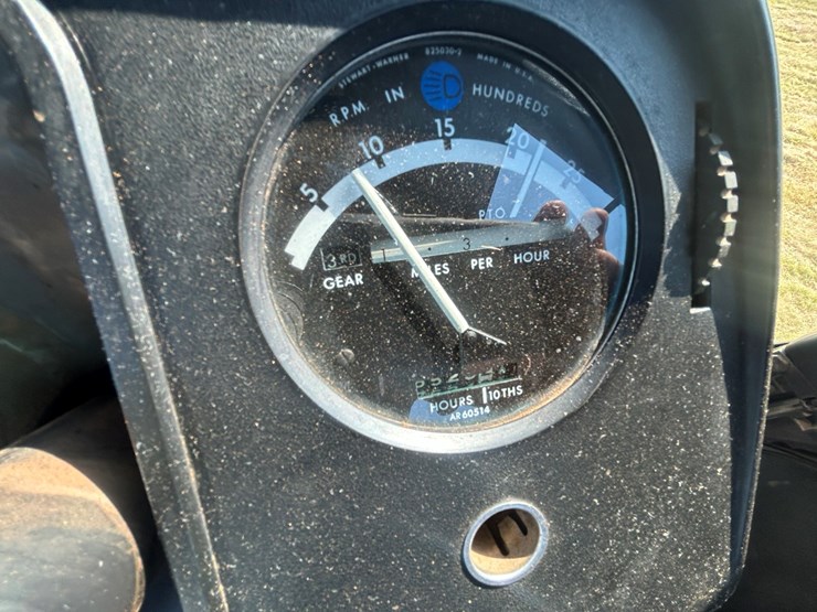 john-deere-4240-image-23