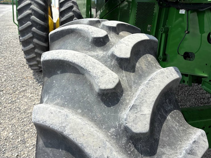 2012-john-deere-s660-image-46