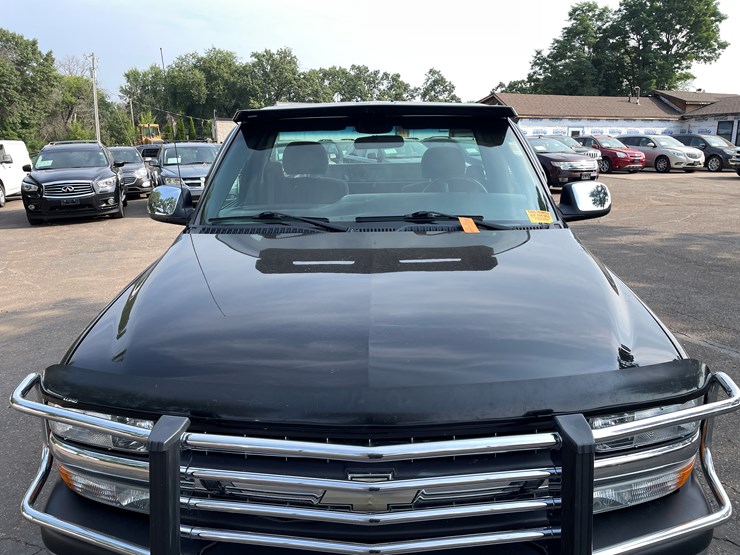2002-chevrolet-silverado-1500-z71-image-10