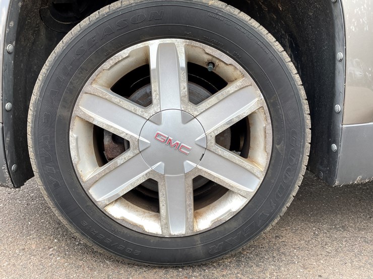 2010-gmc-terrain-slt-image-14