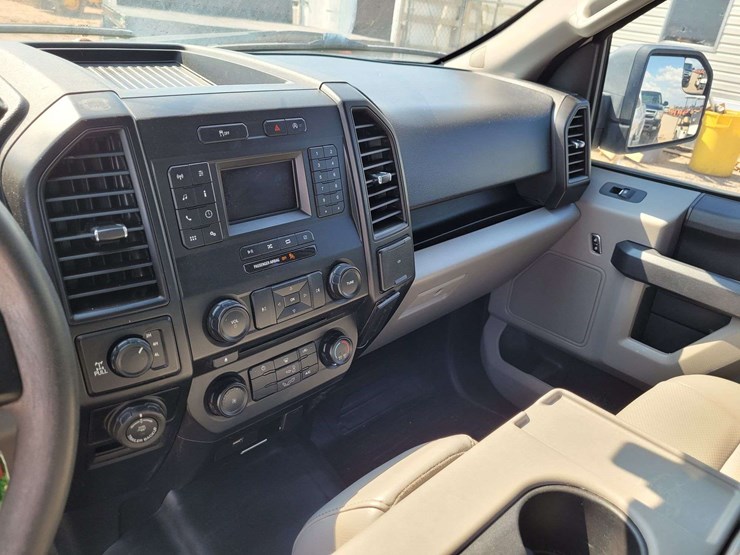 2018-ford-f150-xl-image-9