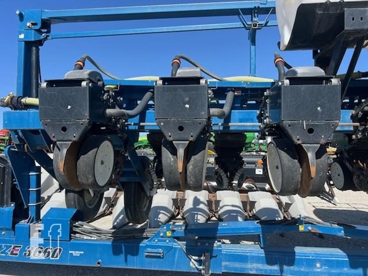 2009-kinze-3660asd-image-32