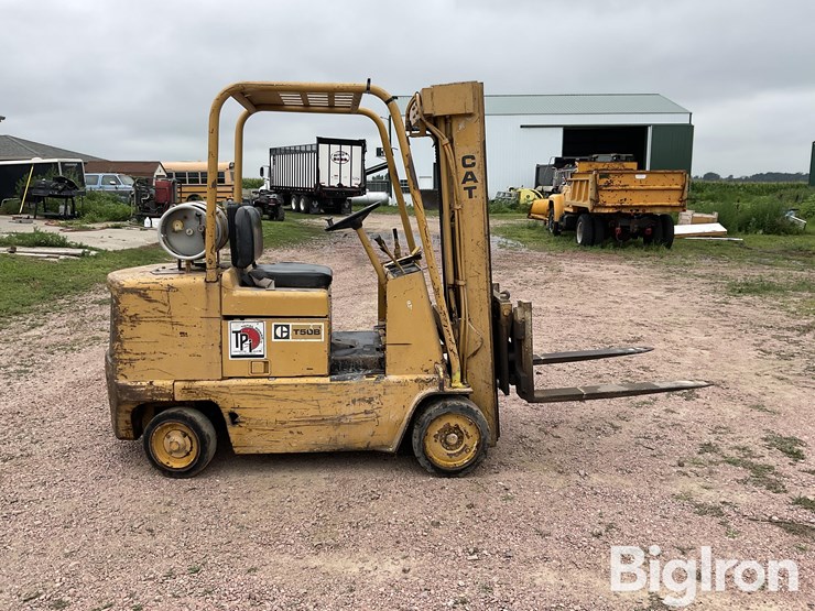 caterpillar-t50b-image-4