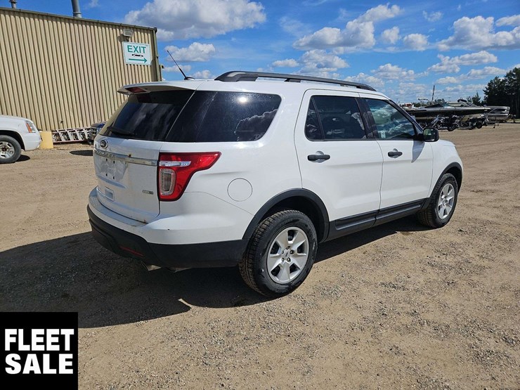 2013-ford-explorer-image-4